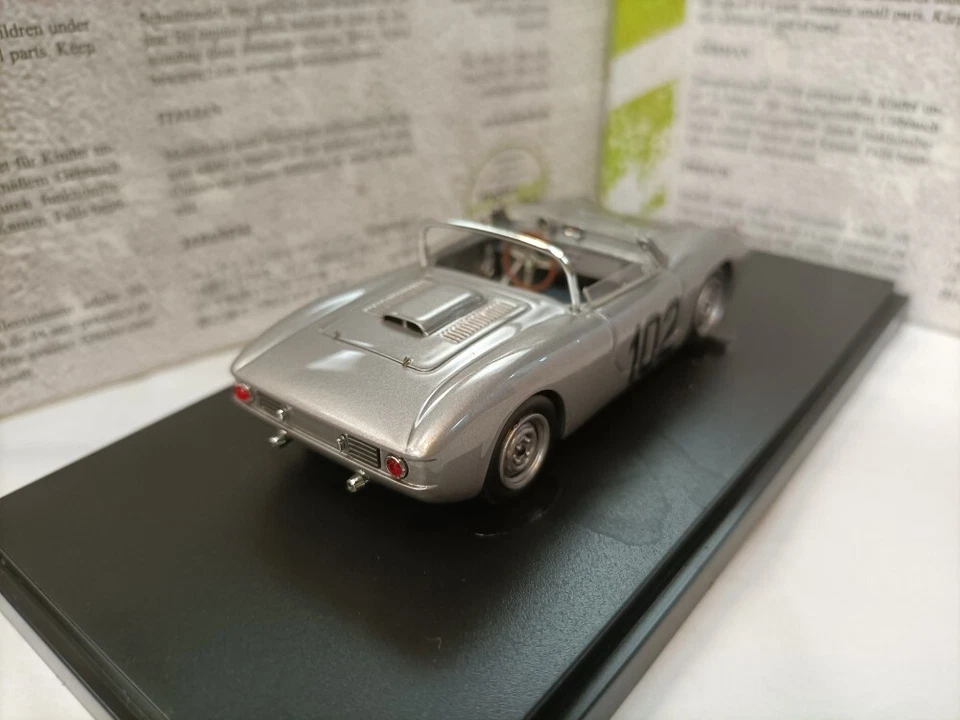 Autocult 1:43 BMW 700 RS 1961 Resina Convertible Montaña Escalada Coche Modelo Foto 3 de 4