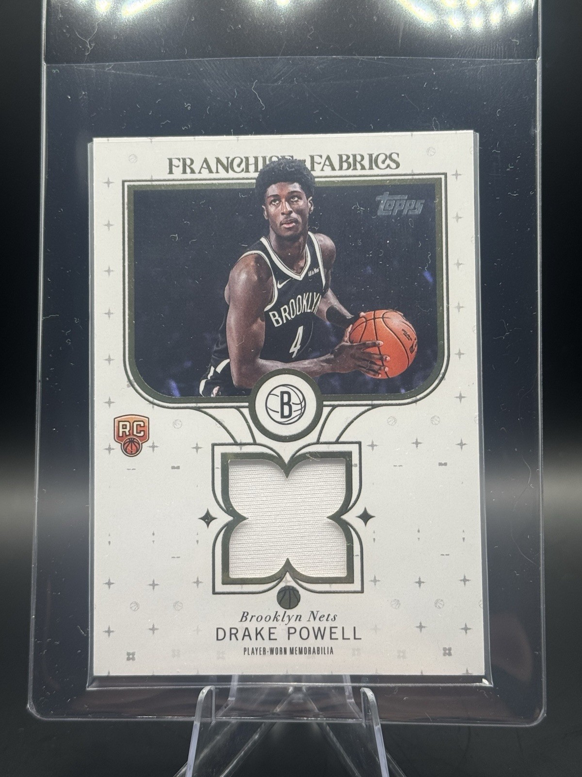 2025-26 Topps - Franchise Fabrics Drake Powell #FF-DP (MEM, RC)