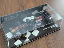 1:43 Minichamps Formula 1 F1 2010 Toro Rosso STR5 Jaime Alguersuari