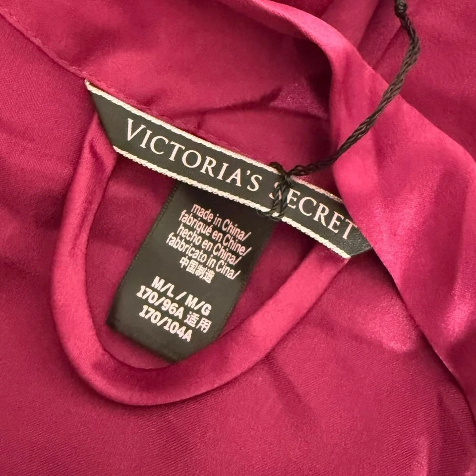 Victoria's Secret Satin Short Robe No Belt Women M/L Sleepwear Lounge NO BELT - Image 3 of 4