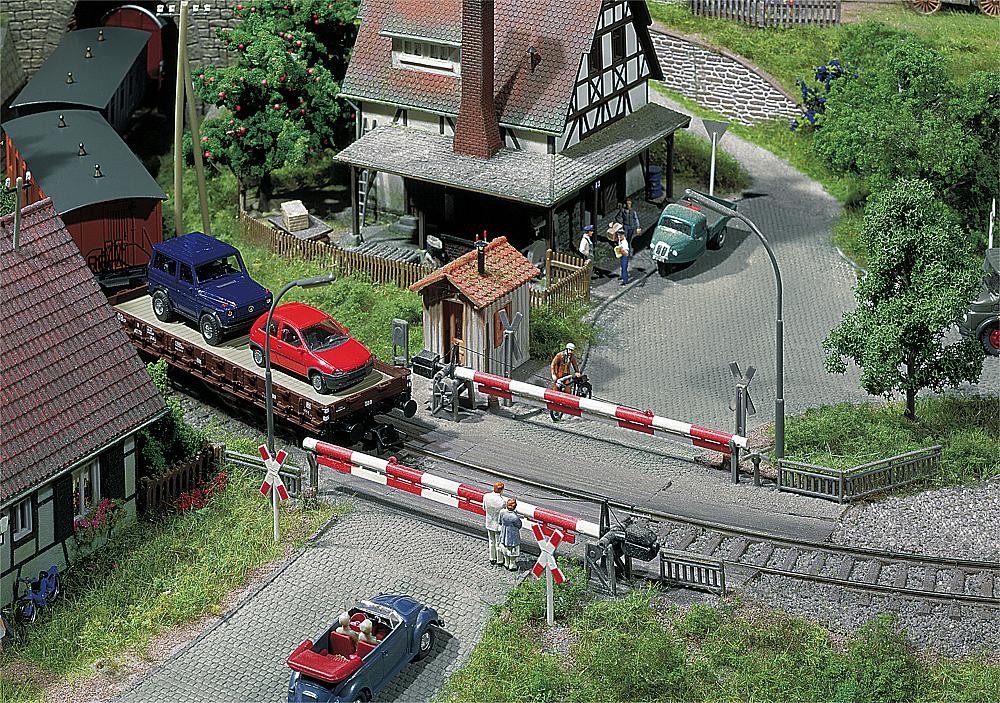 Faller 120172 - 1/87/H0 Restricted Railroad Crossing - New