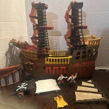 Fisher Price/Mattel Imaginext Brown & Red Pirate Ship 2006 With Flags & Pirates