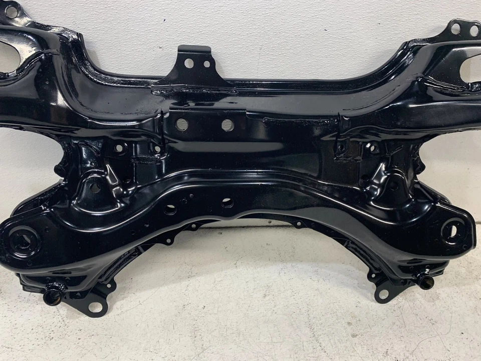 Scion xB 2008-2015 suspensión delantera travesaño motor cuna sub bastidor soporte Foto 3 de 4