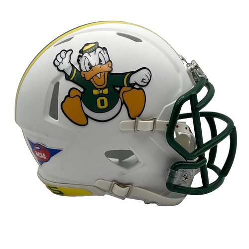 2014 Oregon Ducks team signed helmet W/Certificate (1) autographed | eBay