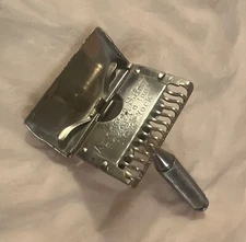 Ever-Ready 24/14 Vintage Single Edge Safety Twist Handle Razor New York