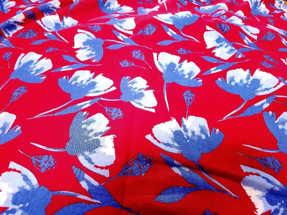 2 Yd Red Field  Flower Cotton Poplin Shirting Apparel Sketch Floral  - Image 2 of 4