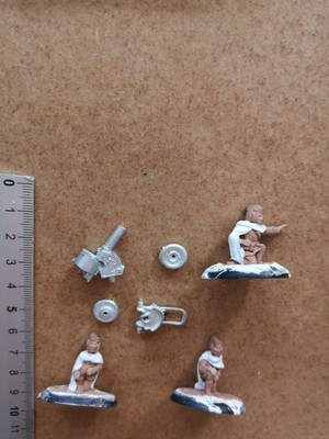 Figurine Métal Zombie Westwind - Jeu Weird War 2 / WW2, échelle P18, Sous-couche Et Socle