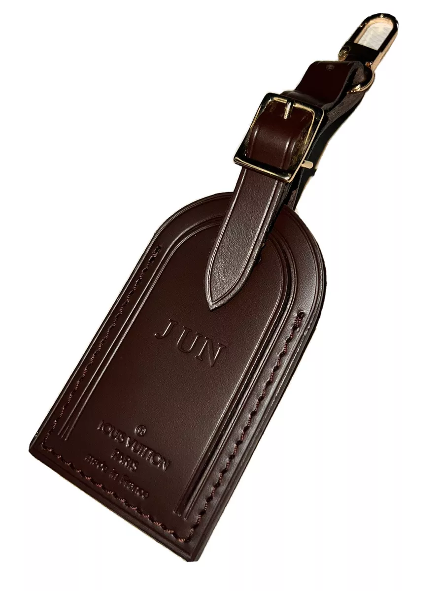 Louis Vuitton Luggage Tag (size large, color ebene) with my initials  Louis  vuitton handbags, Louis vuitton luggage tag, Louis vuitton bag