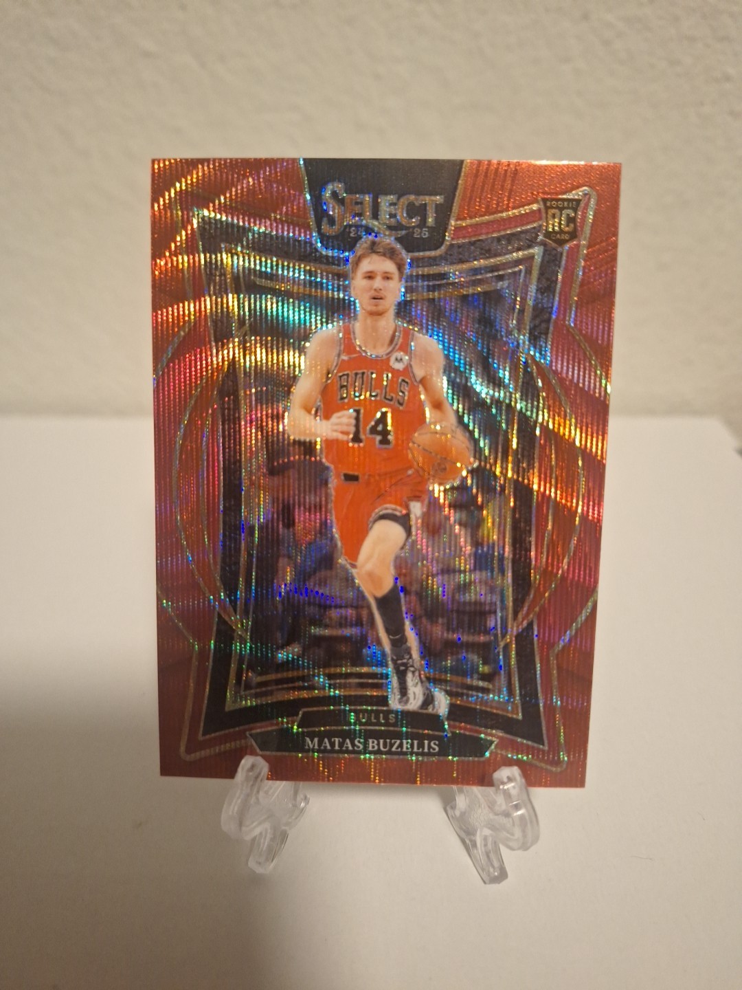 2024-25 Panini Select - Concourse Matas Buzelis #70 Red Wave Prizm (RC)