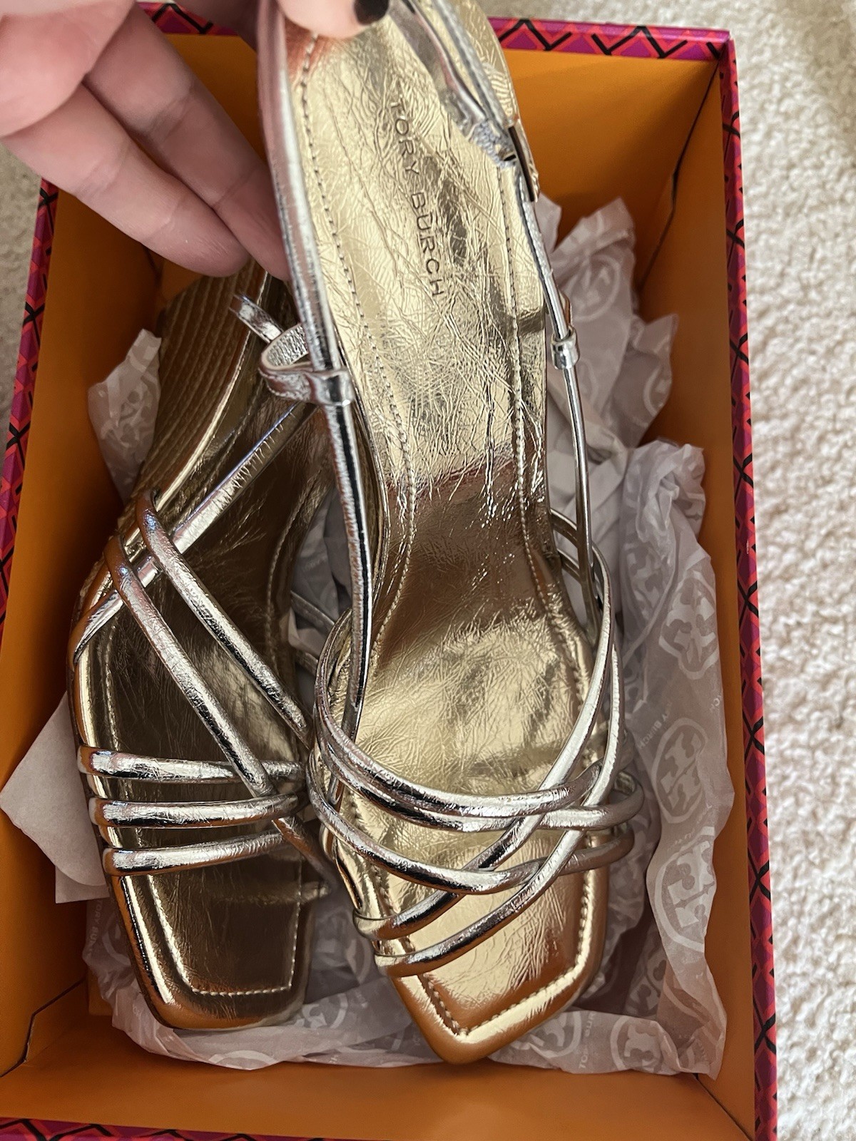 Tory Burch NIB Silver Sandal Wedges Size 11, Chic And Comfortable! thumbnail 2