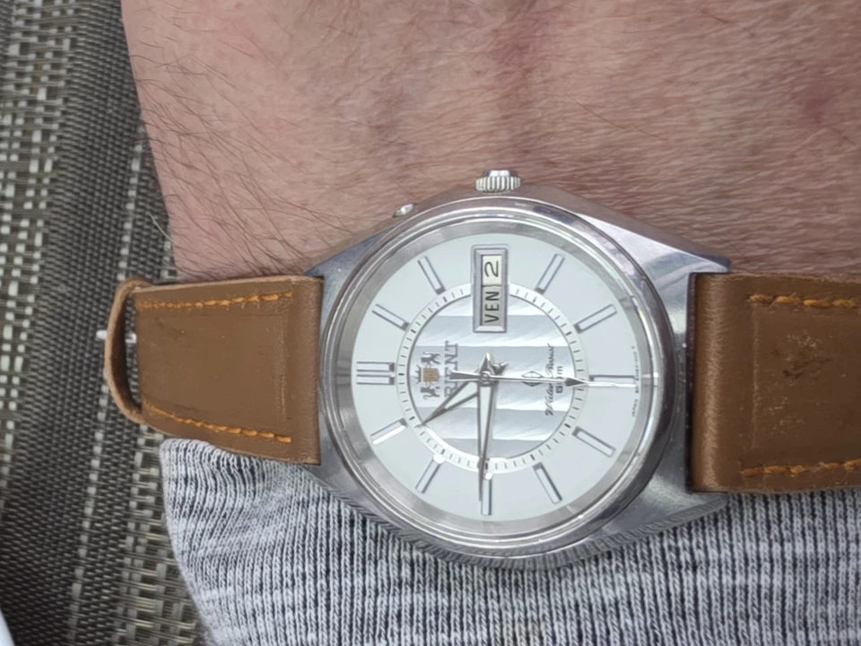 Orient Automatic Saphire Crystal WR 50 Stainless Steel Japan Mens Watch EM6X-CA - Image 2 of 4