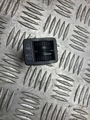 VW PASSAT B8 3G2 Schalter zur Einstellung der Scheinwerferhöhe 30528640