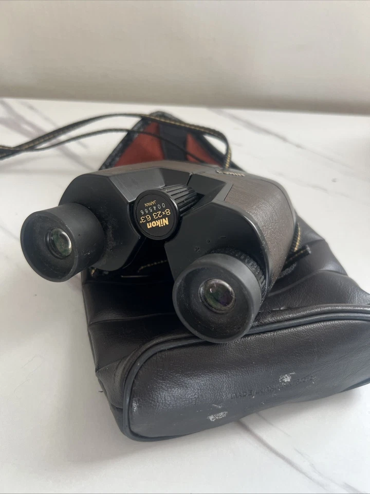 Nikon Venturer II Compact Binoculars 8X23 6.3 Degree w/ Case Made in Japan - Image 3 of 4