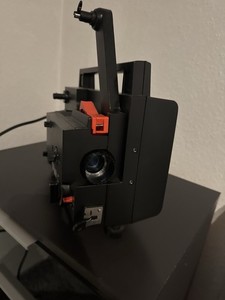 Vintage Revue Foto 1000 Slide Projector – Powers On, Lamp Not Working