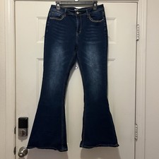 Bamboo Juniors Blue faded Soft Flare Jeans Sz 17 embroidered zig zag 32x29 High