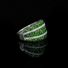 2Ct Round Cut Simulated Green Emerald Wedding Band Ring In 14k White Gold Plated