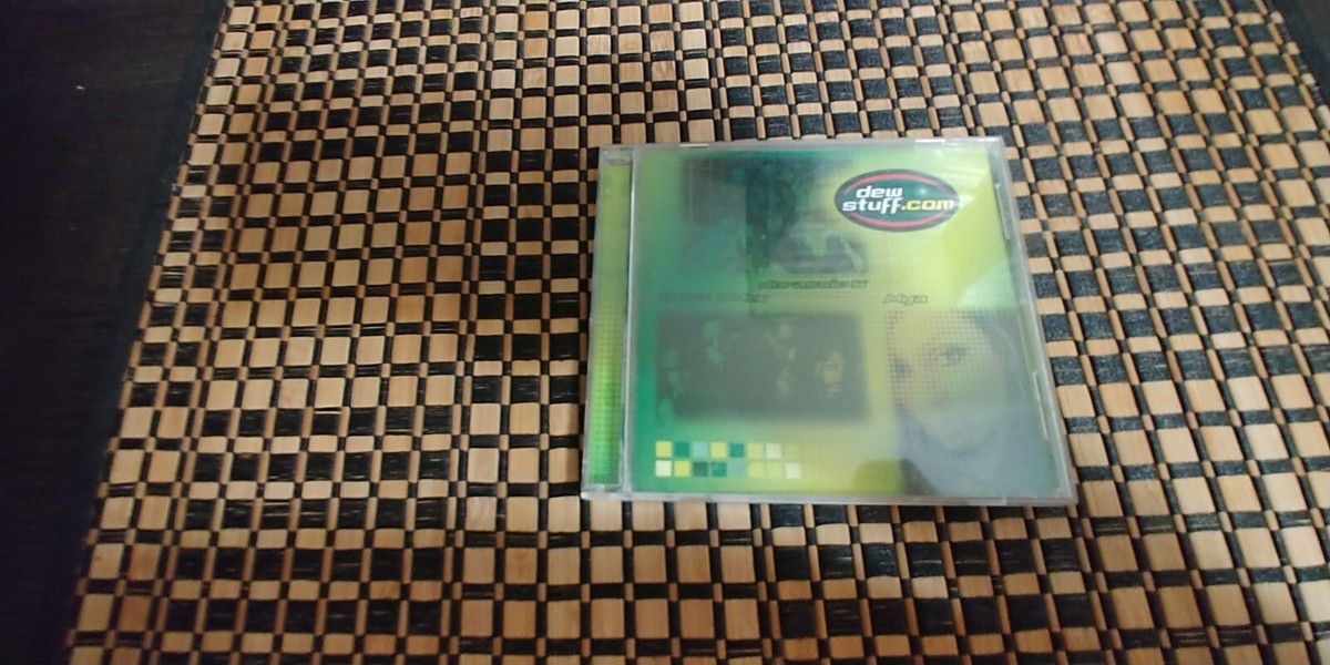 DewStuff.com Promo CD 2001 Universal Music Enterprise Mountain Dew