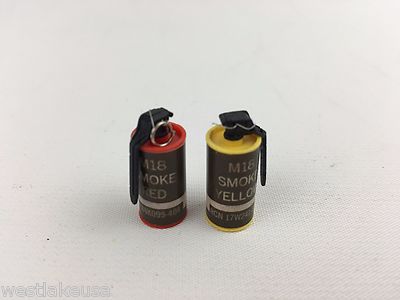 Very Hot Toys 1/6th Scale US Secret Service Emergency Response - Smoke Grenades