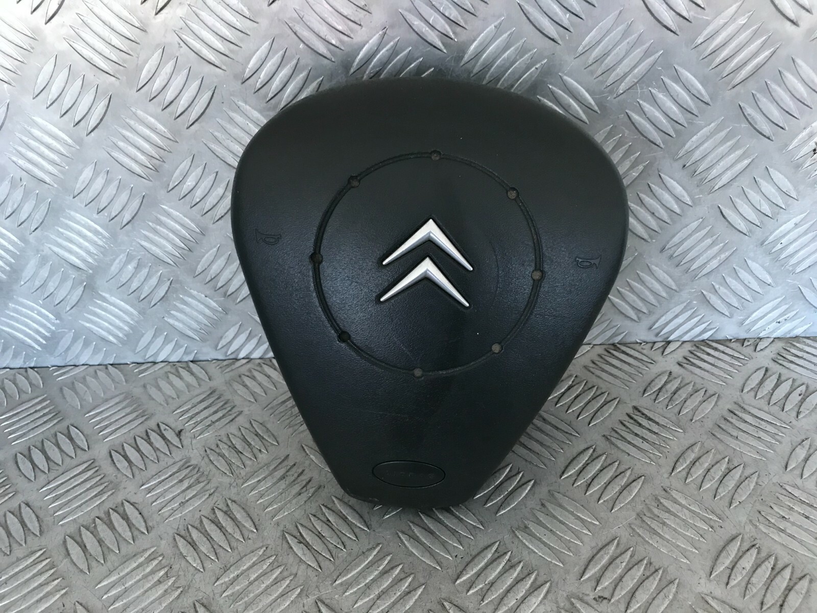 Picture 1 of 5