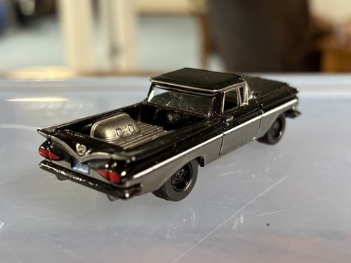 Johnny Lightning 1959 Chevy El Camino - Rubber Tires - Picture 5 of 9