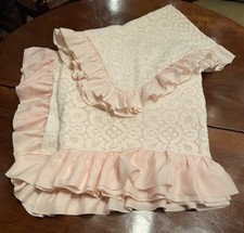 Antico Copriletto Per Letto Singolo In Pizzo E Bemberg Completo Di Cuscino