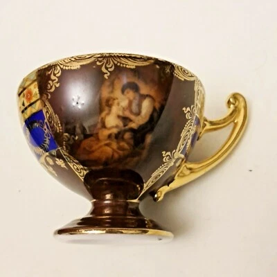 antike seltene Mokka Porzellan Tasse + Gold Dekor gemarkt Carls Bad Porzellan  - Bild 1 von 4
