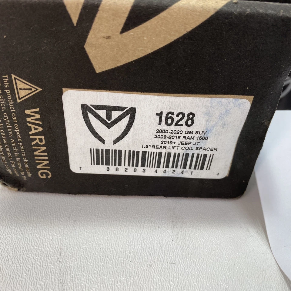 Separadores de elevación de resorte helicoidal trasero Maxtrac 1628 de 1,5" para camioneta Dodge Ram 1500 2009-20 Foto 4 de 4