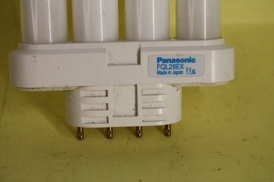lote de 2 BOMBILLAS PANASONIC 5000K FQL28EX 28W tubos cuádruples genuinos nuevos Foto 4 de 4