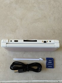 Nintendo 3DS XL LL Pink And White Handheld With Charger And Stylus Very Good