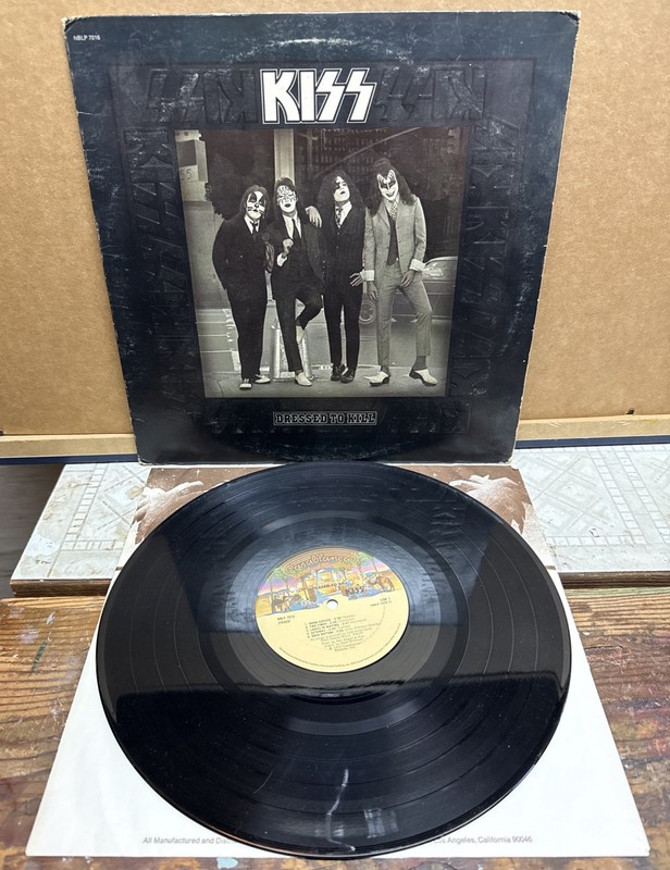 KISS Dressed To Kill Vinyl LP 1975 Original Casablanca NBLP 7016 AZ Pressing VG