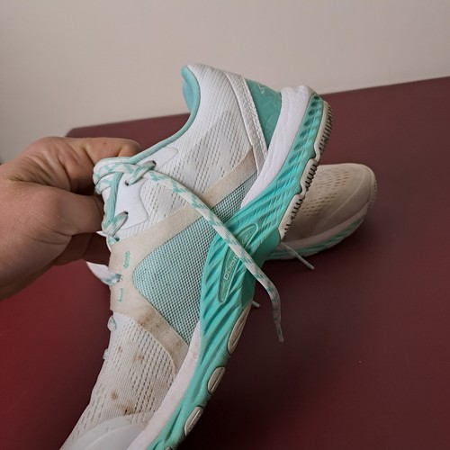 Asics Netburner Shield FF Shoes Womens Size 10.5 White/Mint Trainers Sneakers - Picture 9 of 15