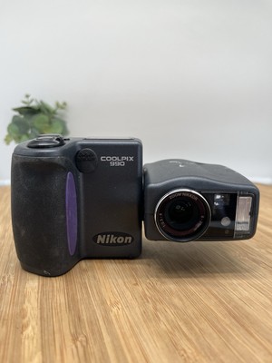 Nikon COOLPIX E990 Compact Digital Camera From Japan Read