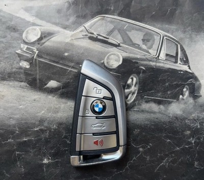 Ein Original BMW Smart Schlüsselanhänger G30 G20 G15 F40 2 3 4 5 7er Non M Sport hella