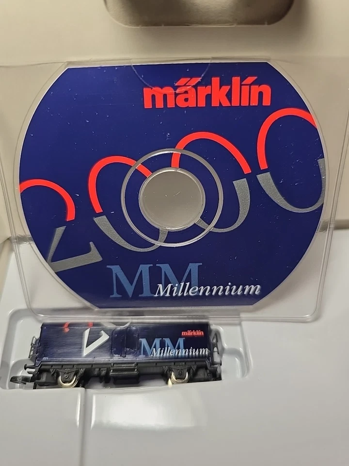 Märklin Z Scale Millennium 2000 Limited Edition Freight Car w/ CD – Rare... - Image 4 of 4