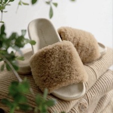 NWOT Jenni Kayne Shearling Slide Sandal Size: 37 7 in Tan