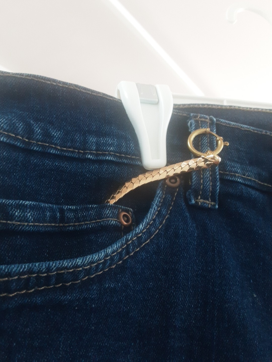 Vintage gold-filled pocket watch chain 10 inches sold as is