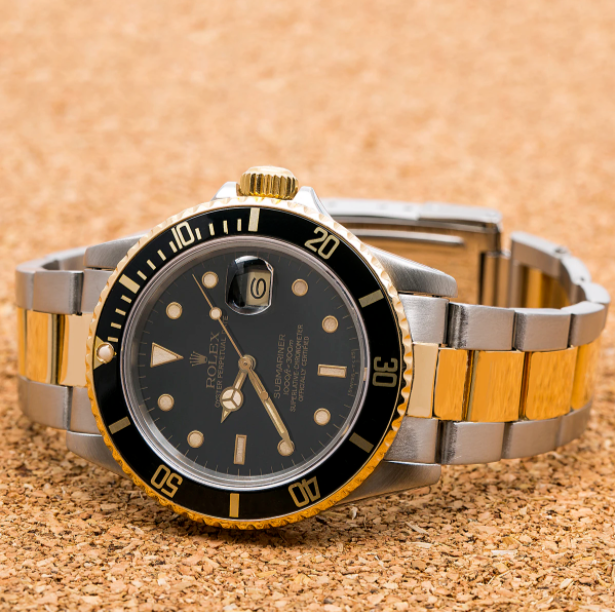 Rolex Submariner Date 16803 40mm Steel Yellow Gold Black Dial Men's Watch