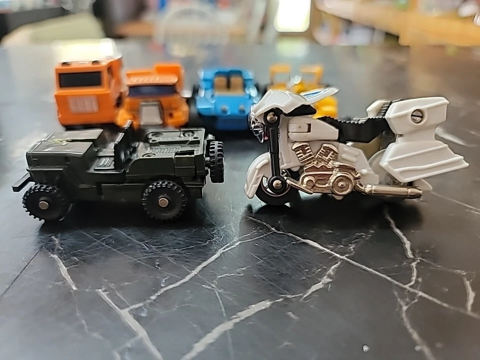 VINTAGE  1980'S GO-BOTS/TRANSFORMERS LOT OF 6 FIGURES Bandai Takara - Image 2 of 4