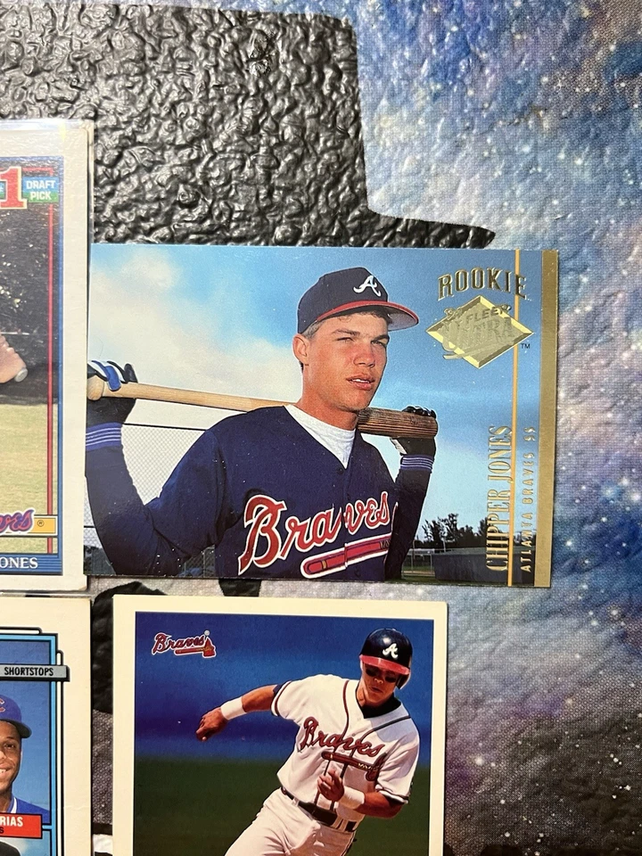 🔥RARE🔥CHIPPER JONES ROOKIE PROSPECT 4 Cards INCL FLEER ULTRA TOPPS🔥BASEBALL🔥 - Изображение 2 из 4