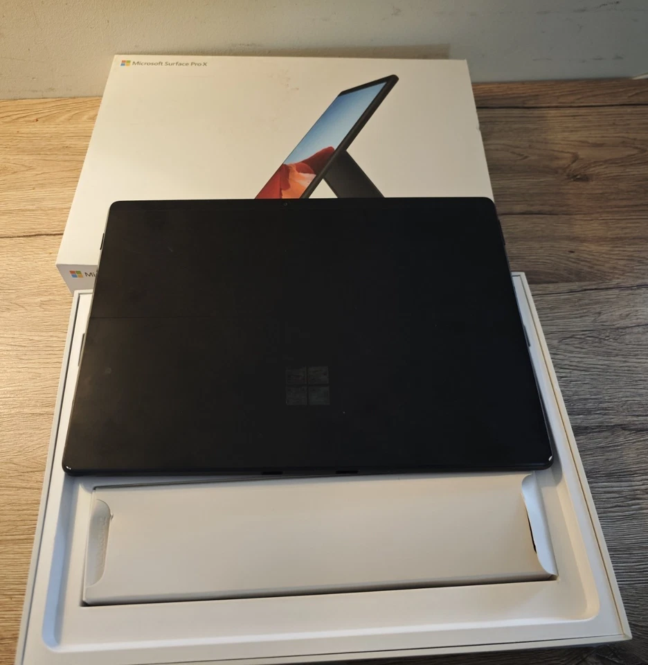 Ordinateur portable Microsoft Surface Pro X Ecran tactile 13 " SQ1 8GB RAM 256GB - Photo 4/4