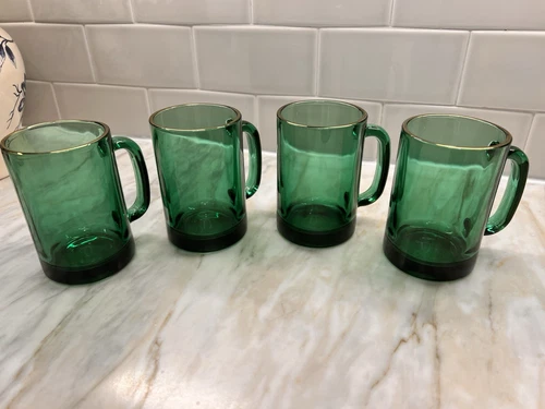 1970's Vintage Set of 4 Emerald Green Glass Mugs With Gold Trim Rim