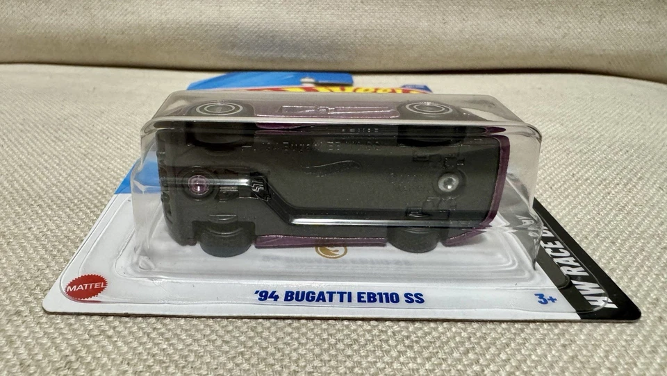 🔥Bugatti EB110 SS 94 Hot Wheels~Super Treasure Hunt~HW Race Day~con protector Foto 4 de 4