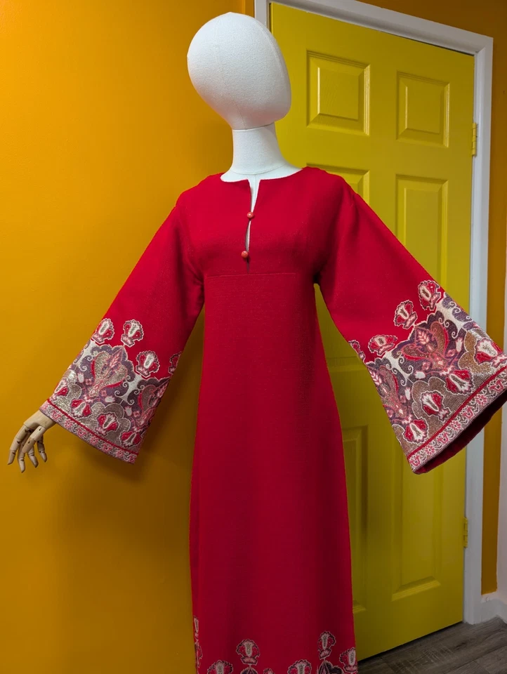 Vintage 1960s/1970s Polly Peck Red Dress With Gold - Size 8 - Image 2 of 4