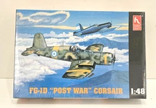 1/48 HOBBY CRAFT FG-1D POST-WAR "COIN" CORSAIR #HC1529 NEW MODEL SOCCER WAR