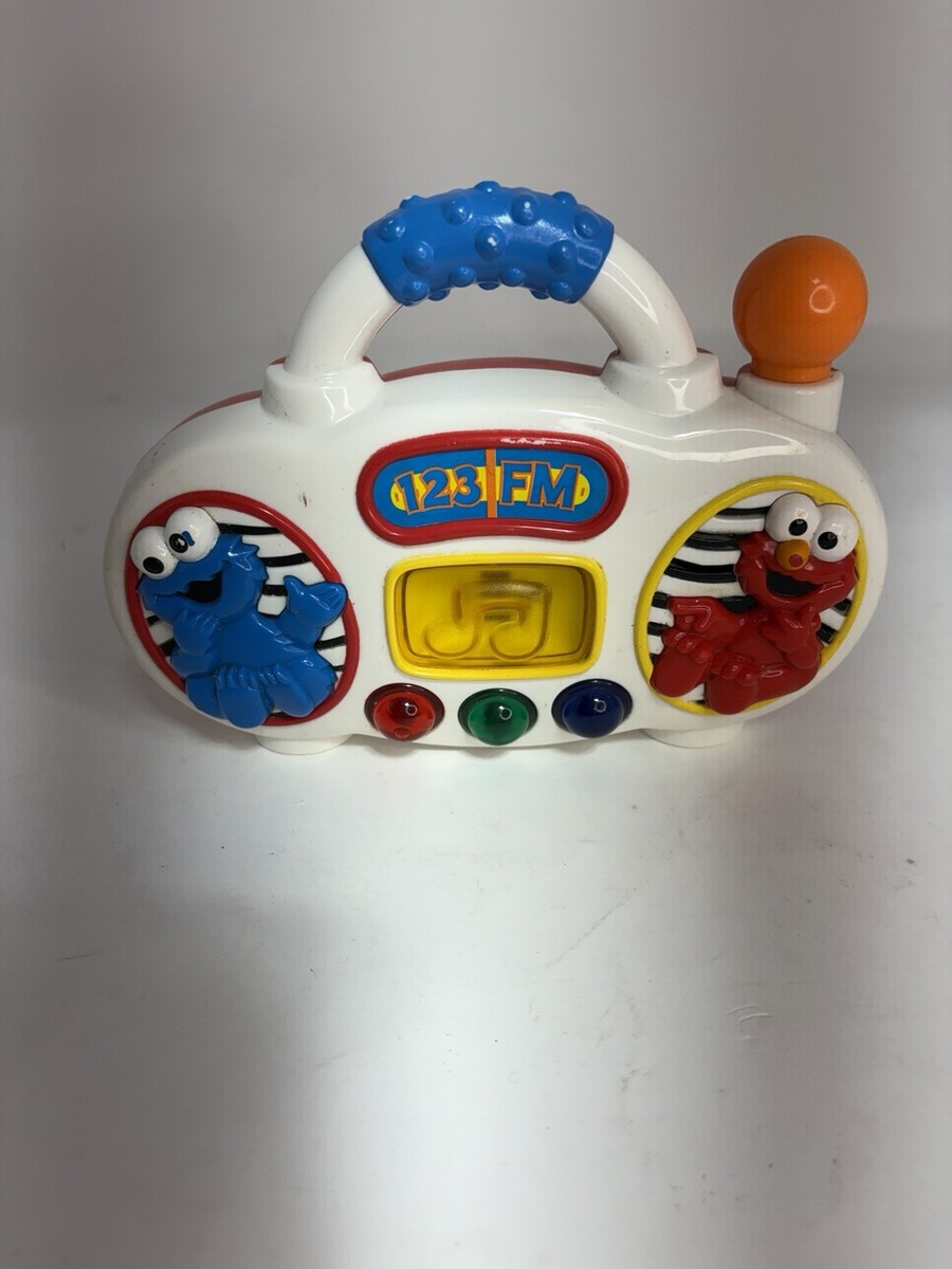 VINTAGE 1999 SESAME STREET 123 FM RADIO BOOM BOX ELMO COOKIE