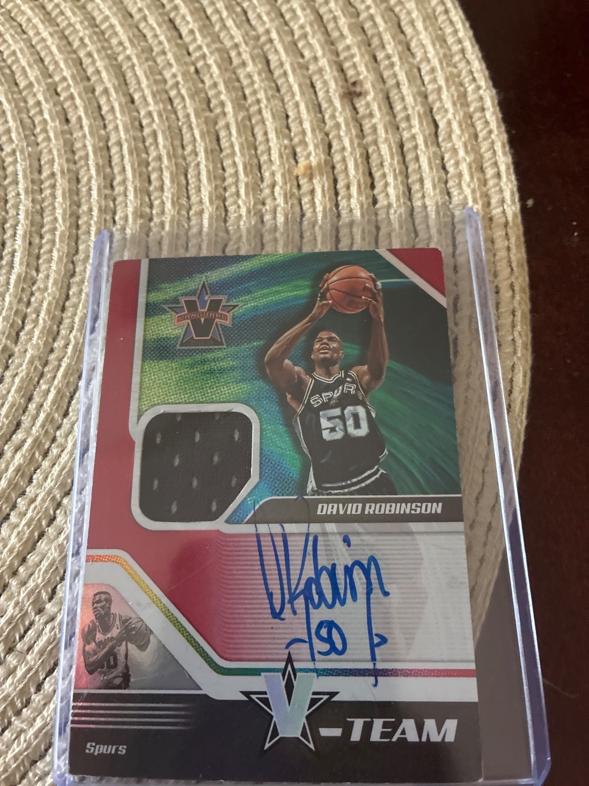 David Robinson #VT-DR 2018-19 Panini Chronicles Basketball V-Team Signature Swatches