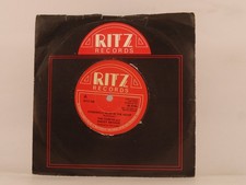 THE FUREYS AND DAVEY ARTHUR FAREWELL NOW IS THE HOUR (113) 2 Track 7" Single inc