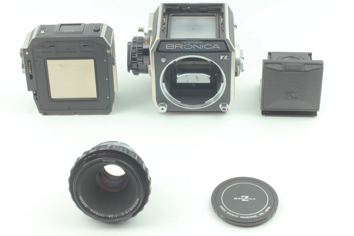 NEAR MINT] Bronica EC-TL II w / Nikon NIKKOR-P.C 75mm F2.8 Film