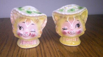 vintage Enesco Miss Priss winking kitty Cats salt & Pepper shakers 1950's   Z155
