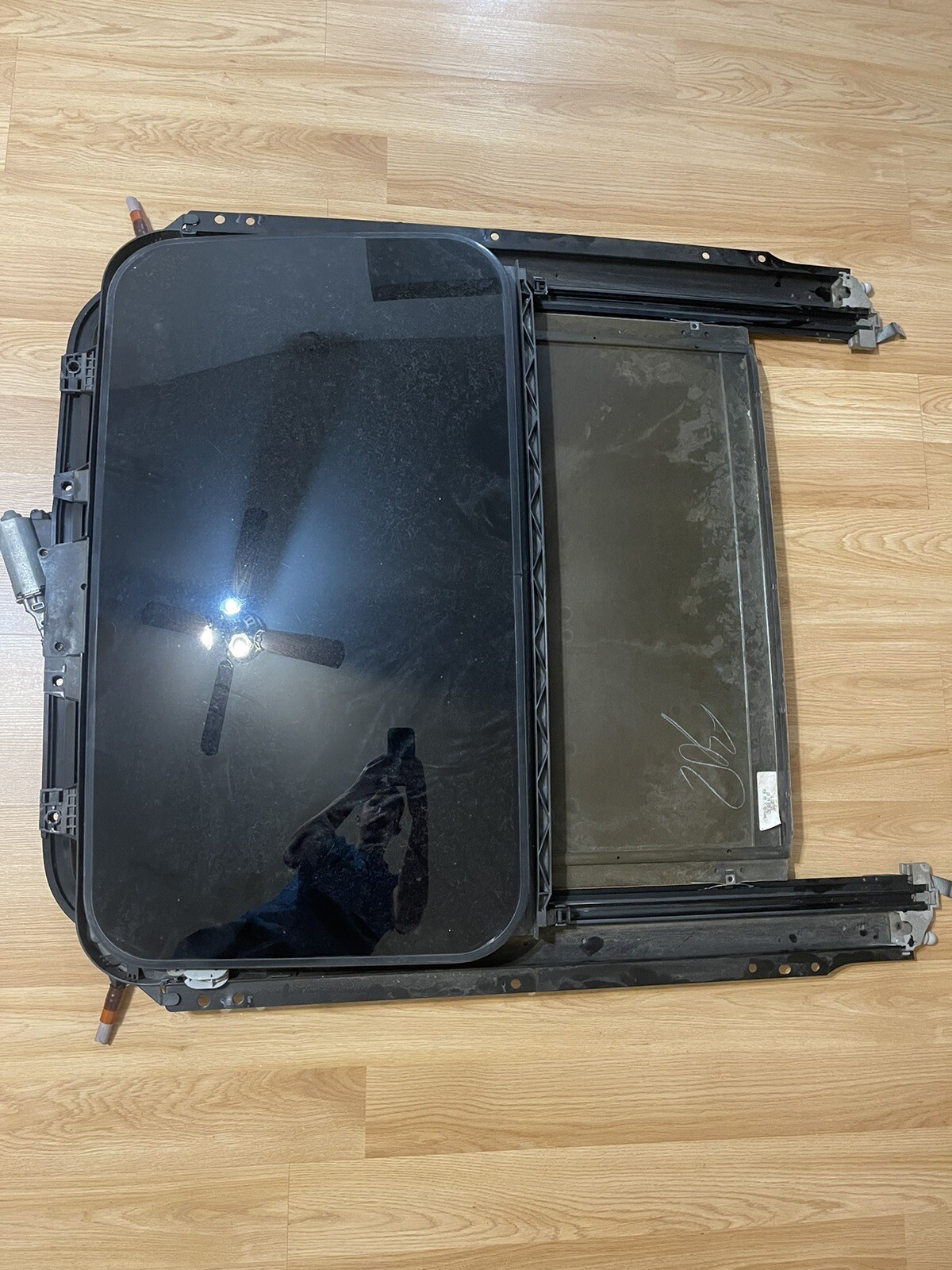 2003 Volkswagen Mk4 New Beetle Sunroof Motor Glass Rails Shade eBay